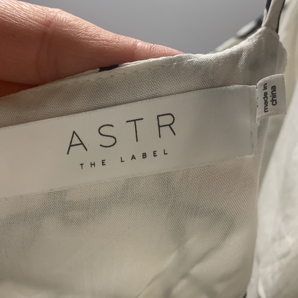 ASTR Sanger Dress - Picture 6 of 8